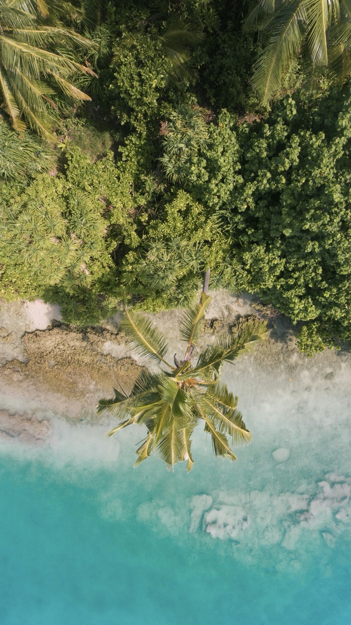 Aerial view of Himandhoo