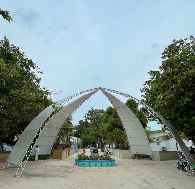 Dhangethi, photo 2 of 2