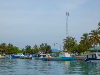 Eydhafushi, photo 1 of 6