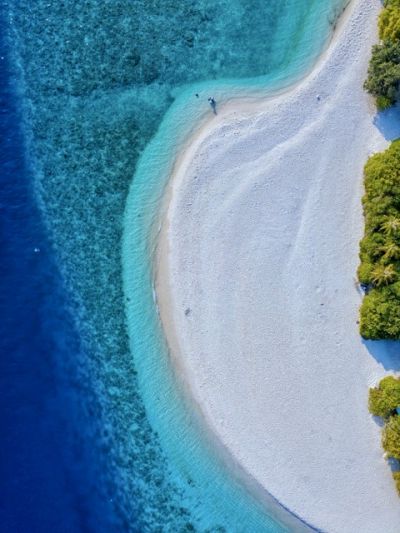 Kamadhoo, photo 1 of 6