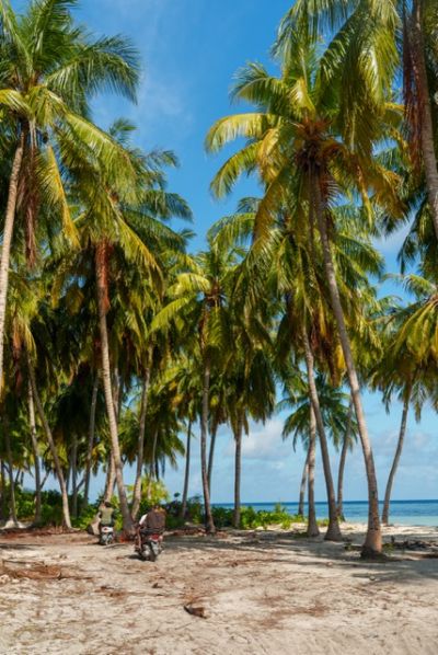 Nilandhoo, photo 1 of 6