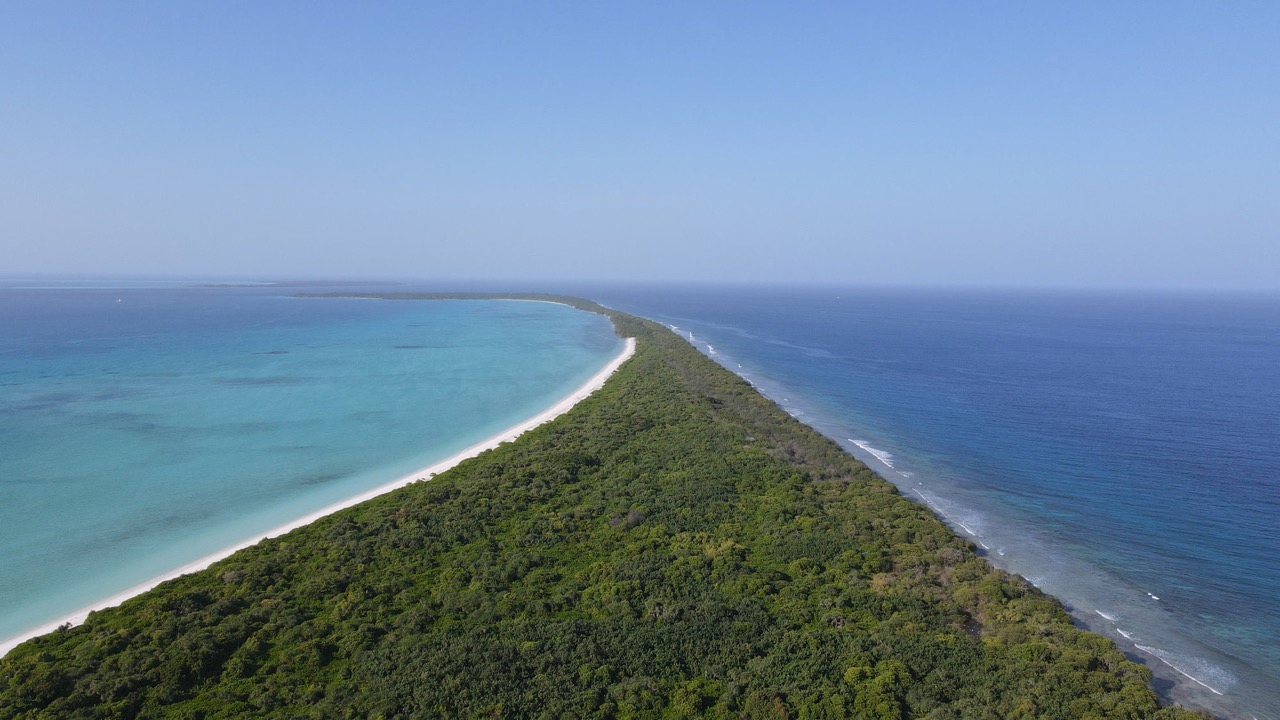 Aerial view of Filladhoo