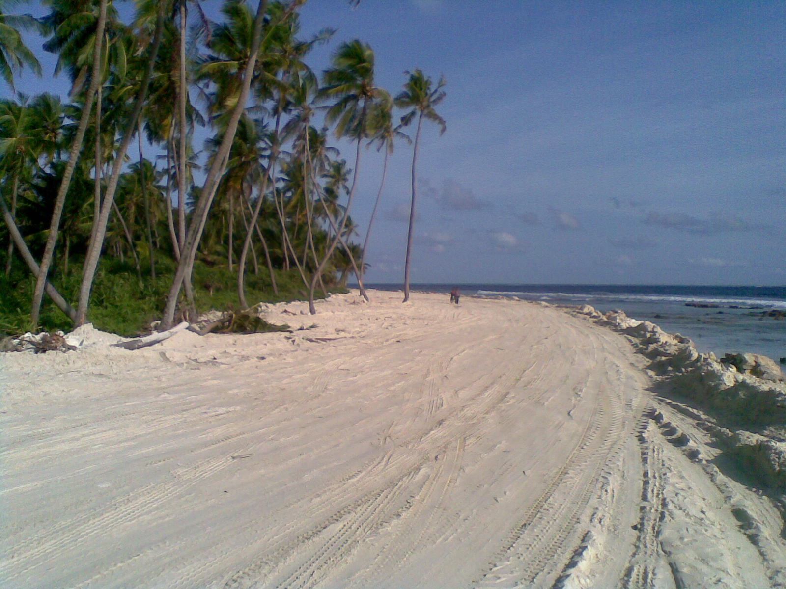 Aerial view of Ihavandhoo