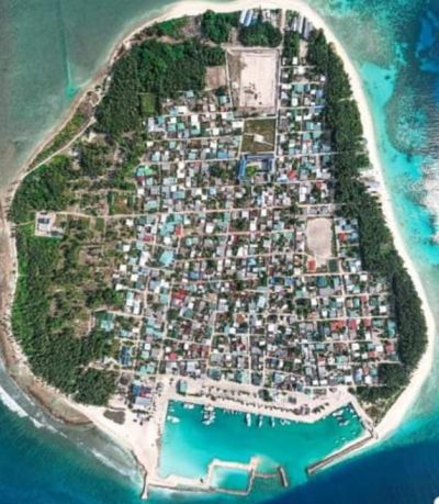 Ihavandhoo, photo 2 of 3