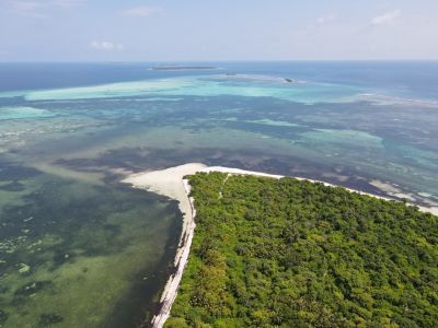 Maafaru, photo 3 of 6