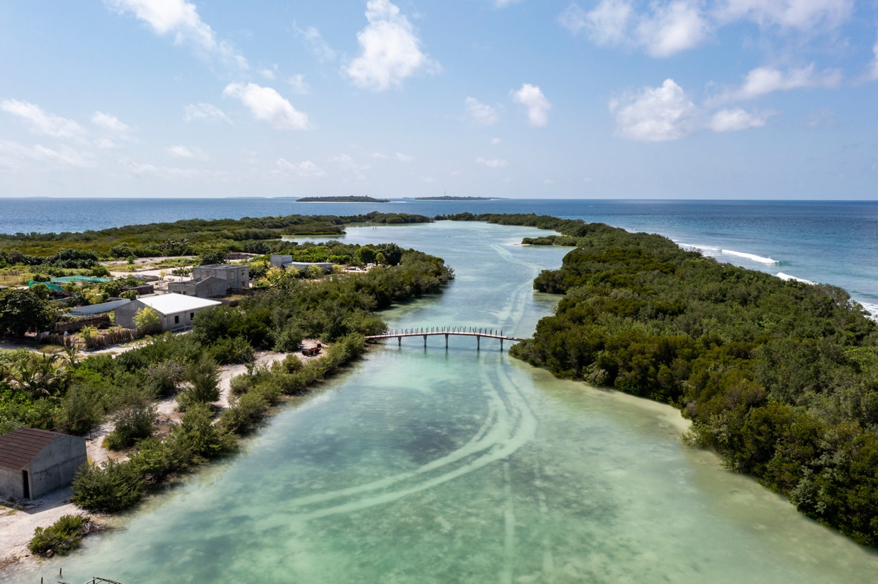 Aerial view of Maalhendhoo