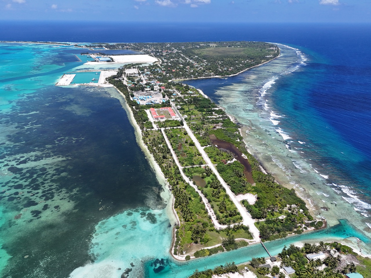 Aerial view of Maradhoo-Feydhoo