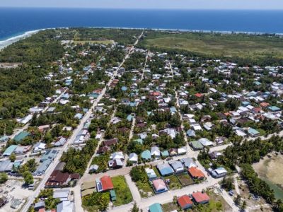 Meedhoo, photo 1 of 6