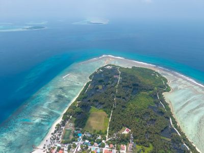 Kandoodhoo, photo 3 of 6