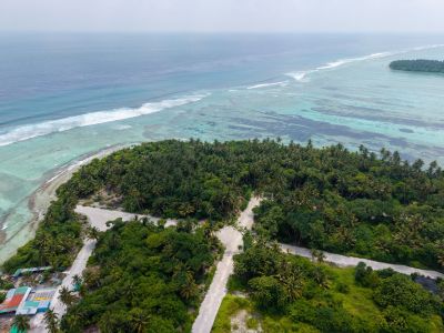 Omadhoo, photo 2 of 6