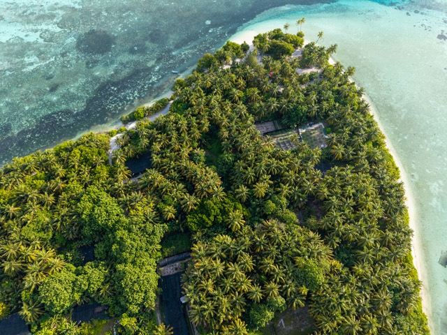 Aerial view of Veymandoo